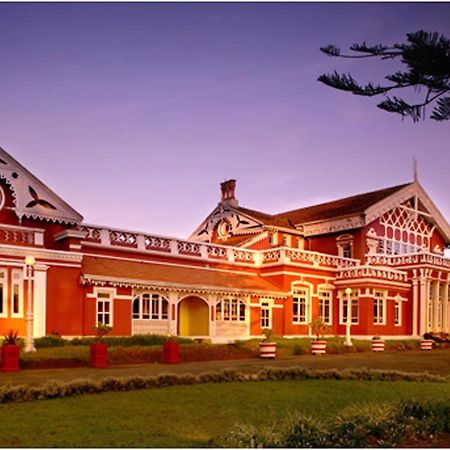 WelcomeHeritage Ferrnhills Royale Palace Ooty Eksteriør billede